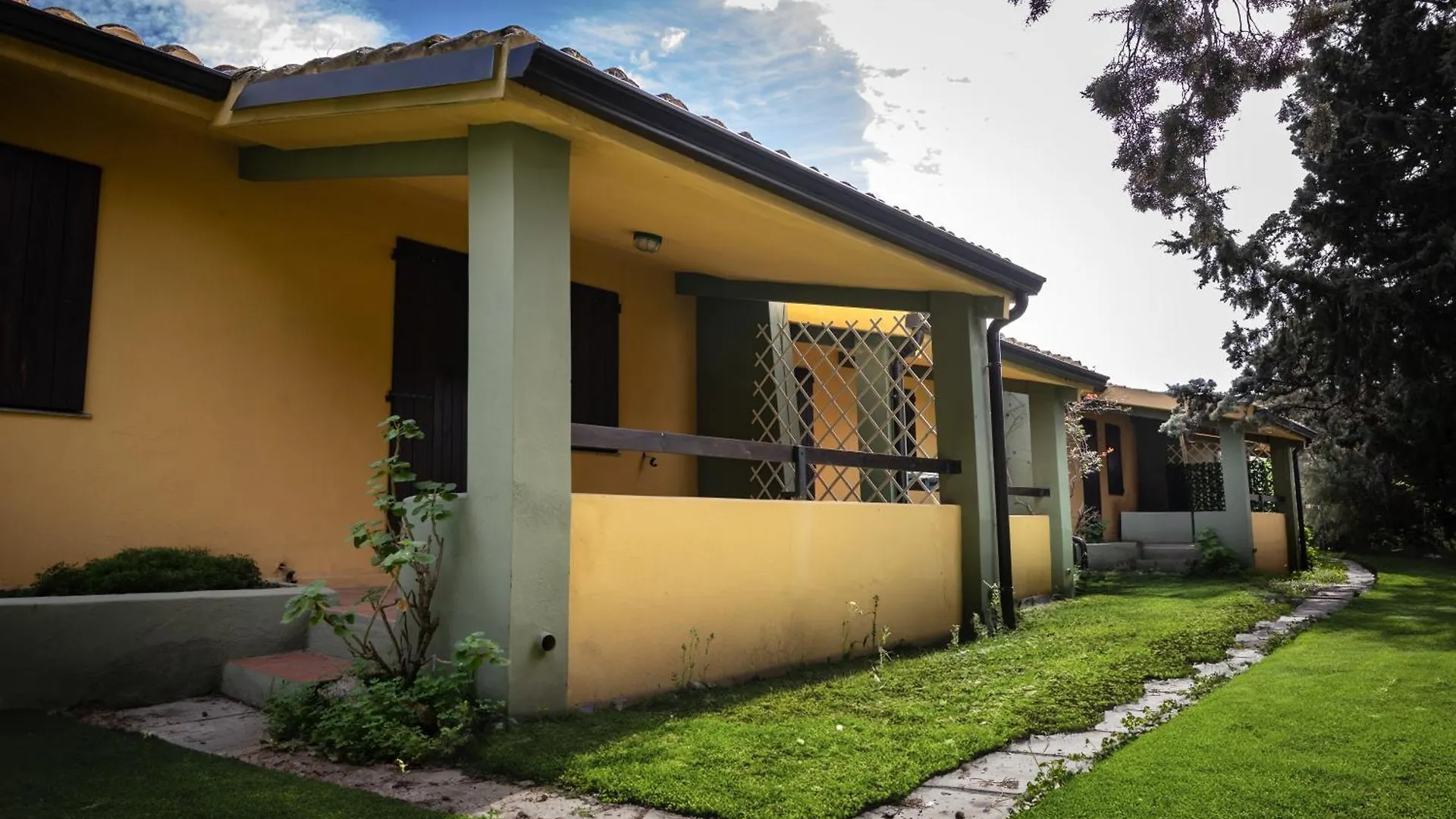Campus Home - 500 Metri Dalla Spiaggia 维拉西米乌斯 度假居