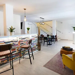 3* Hotel Xenia